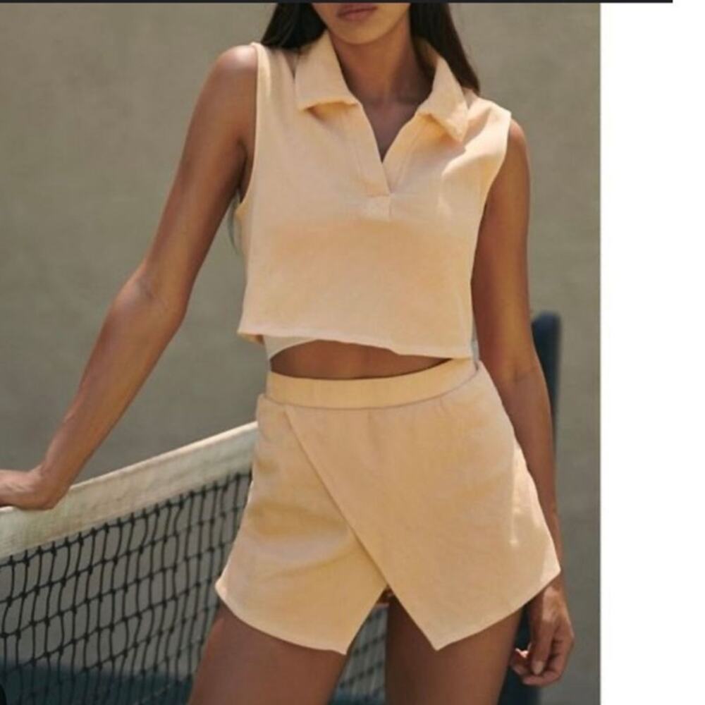 Free People movement lay up crop top